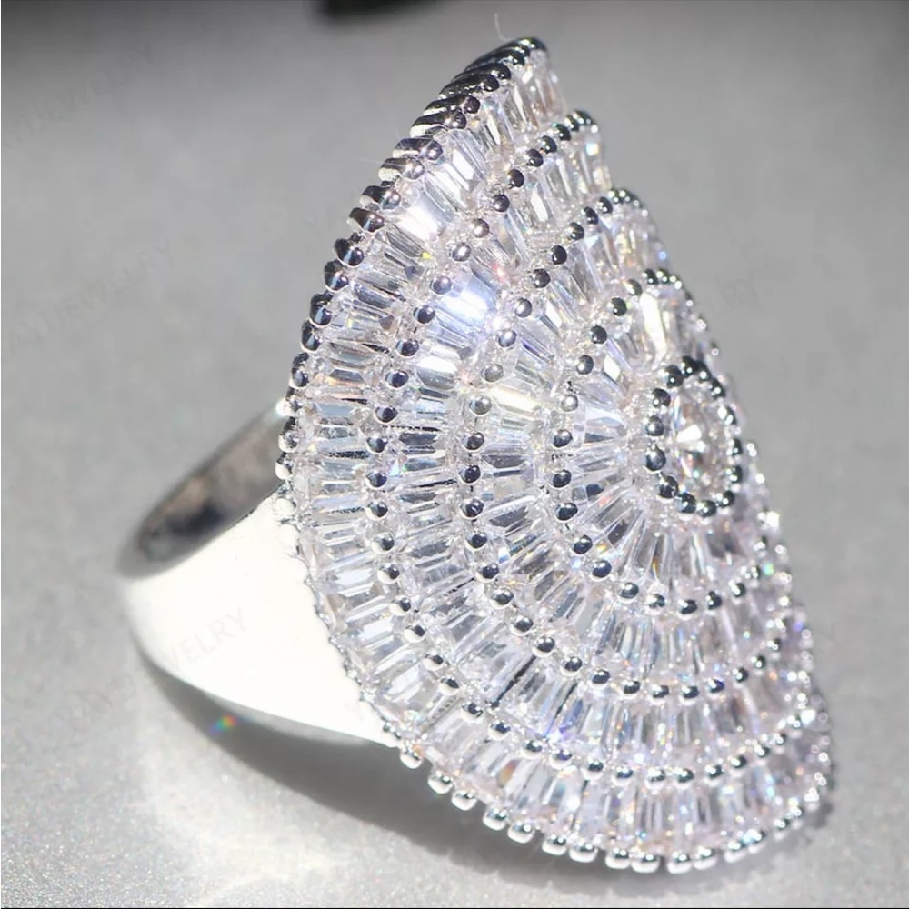 New S925 Silver Engagement Wedding Lovers Precious Diamond Ring - Picture 5 of 5